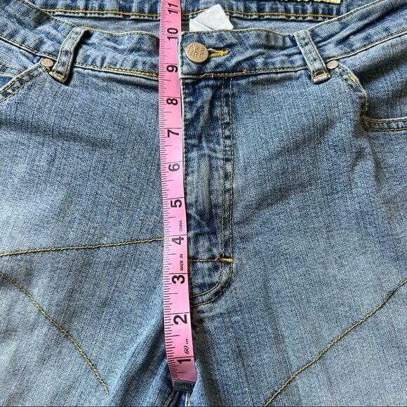 Azzure jeans Y2K crisscross pattern mid-rise jeans size 33 - Picture 6 of 10